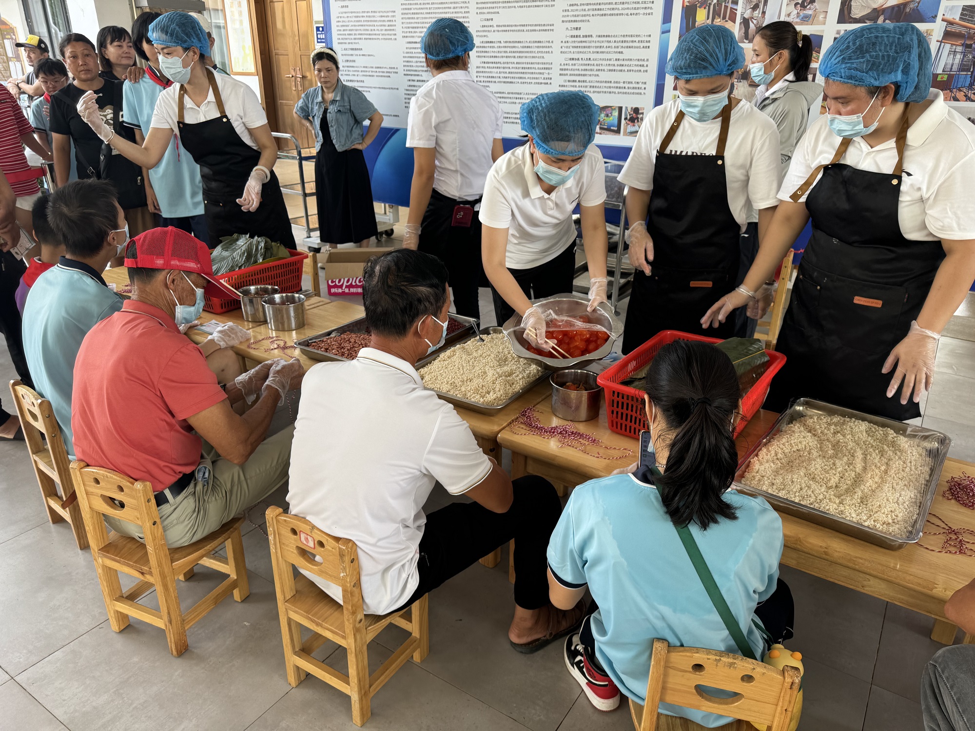 陵水特殊教育学校开展“童心飞扬，共筑梦想”六一游园活动